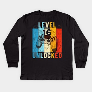 Level 16 Video16 Year Old 16th Birthday Kids Long Sleeve T-Shirt